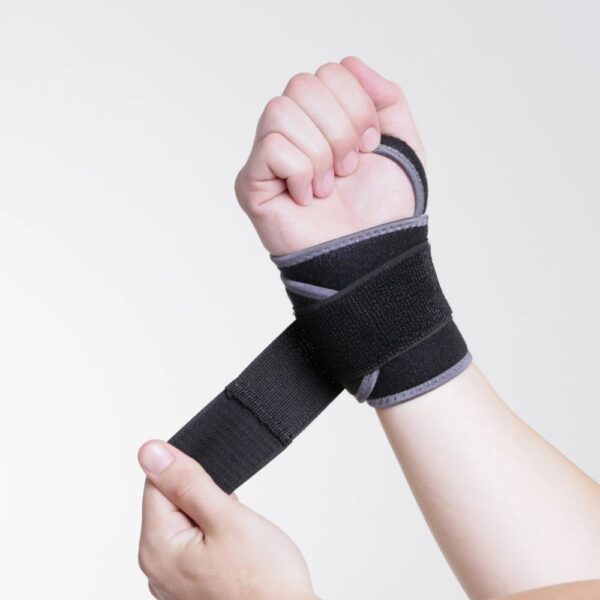 KEDLEY  NEOPRENE  WRIST SUPPORT