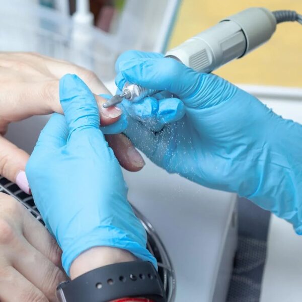 DISPOSABLE BLUE NITRILE GLOVES - Image 2
