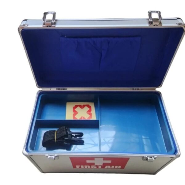 ALUMINIUM FIRST AID BOX - Image 3